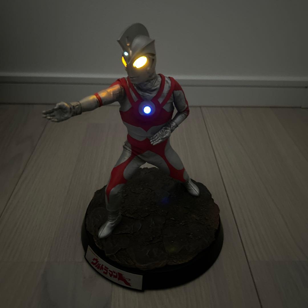 ウルトラマンエース　海外製フィギュア　スタチュー　特撮　ウルトラマンA