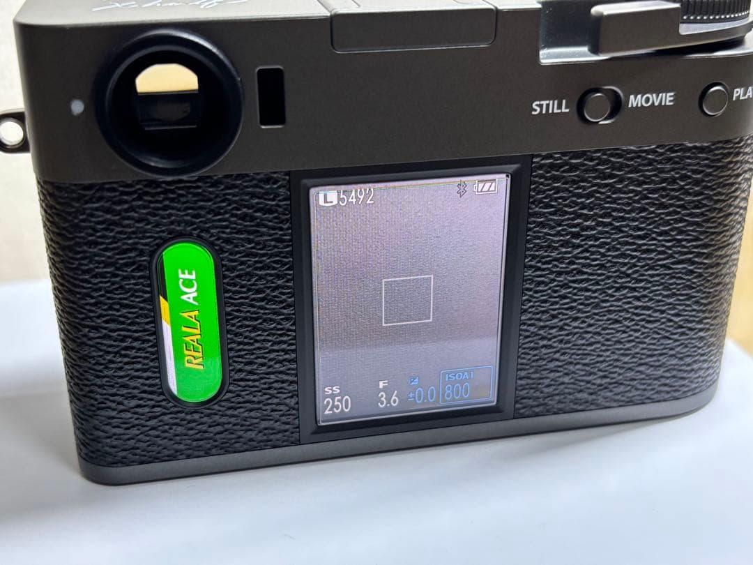 FUJIFILM xhalf x-hf1 チャコールシルバー グリップ付