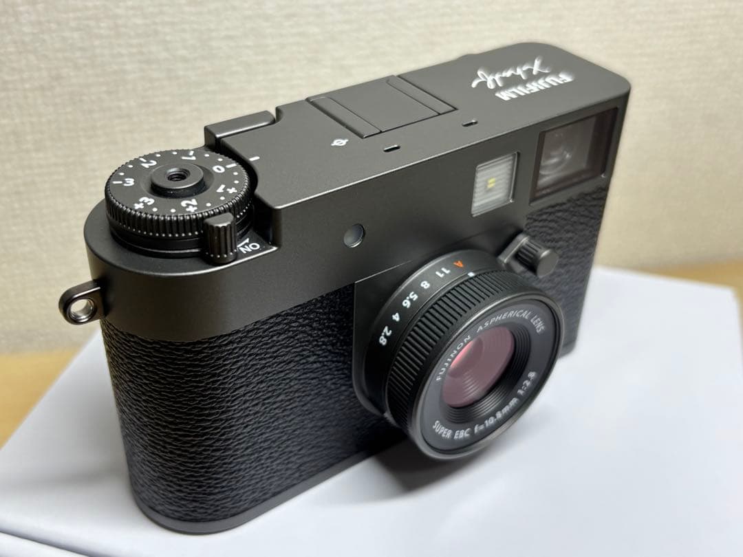 FUJIFILM xhalf x-hf1 チャコールシルバー グリップ付
