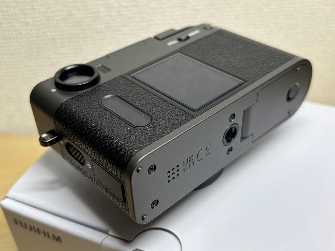 FUJIFILM xhalf x-hf1 チャコールシルバー グリップ付