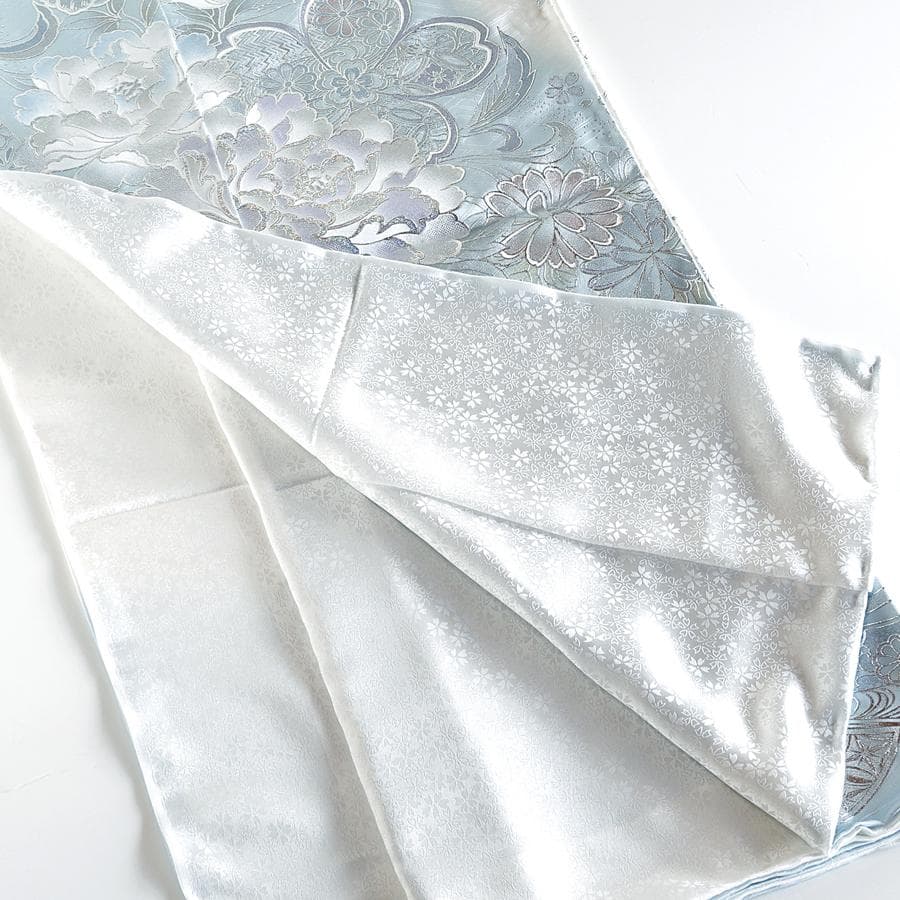 専用　ご予約　振袖　未仕立て　仮絵羽　アイスブルー　牡丹　桜　熨斗目　銀彩加工