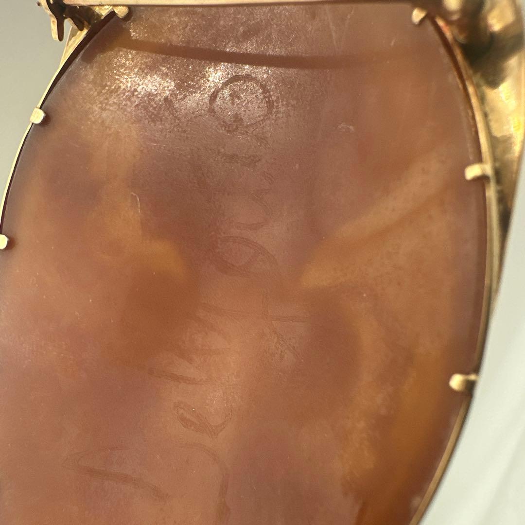 カメオブローチ　18K ダイヤ　刻印あり
