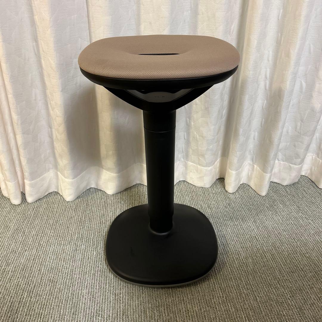 イトーキ　ミーティングチェア　ピッコ