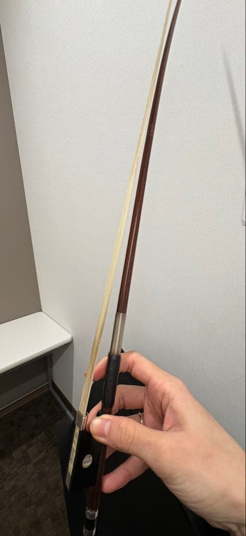 ヴァイオリン弓　4/4 Horst Schicker