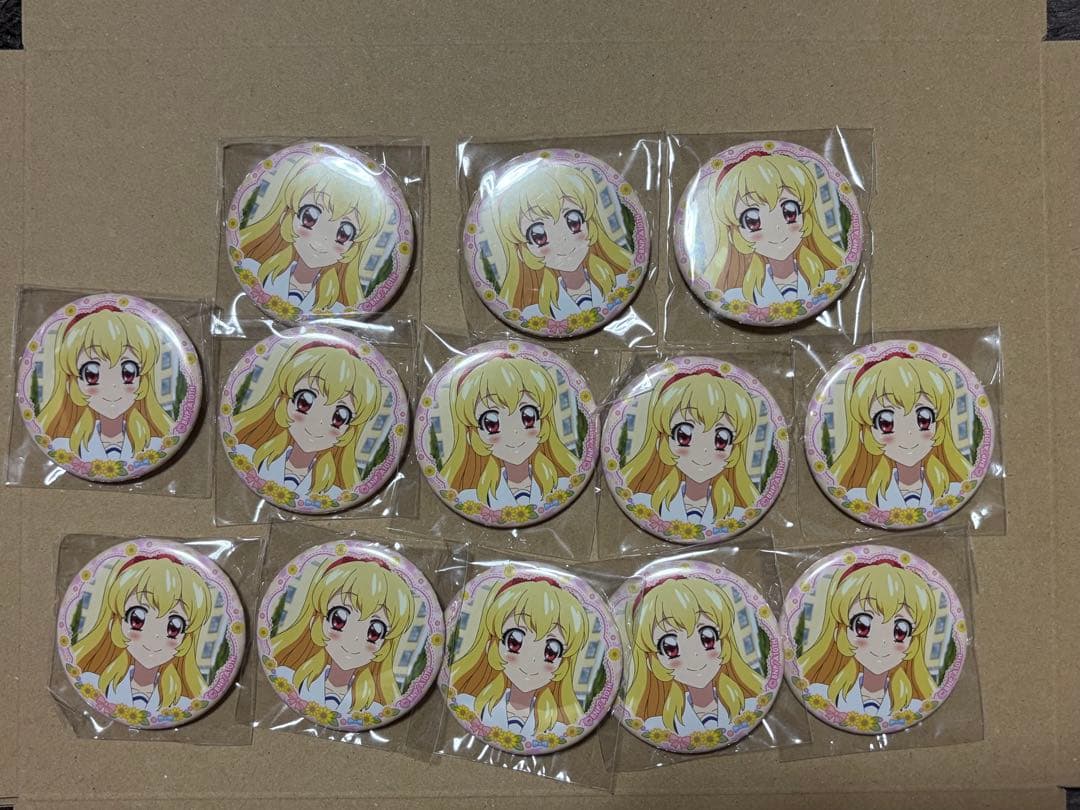 アイカツ　チーズソフトクッキー　缶バッジ　星宮いちご　イオン限定 13個セット