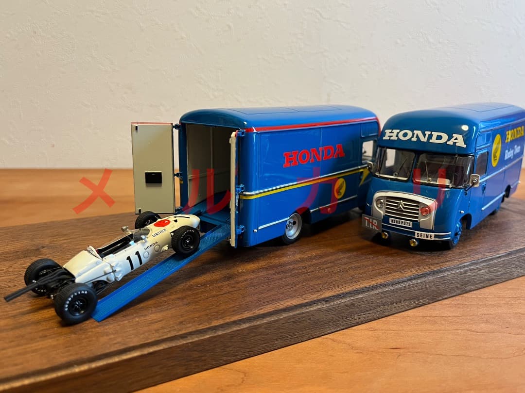 希少　メイクアップ 1/43 ホンダF1 RA272 とトランスポーター 2台