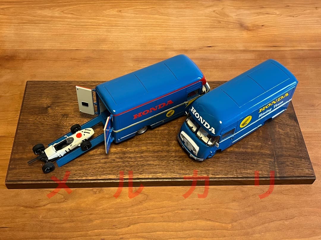希少　メイクアップ 1/43 ホンダF1 RA272 とトランスポーター 2台