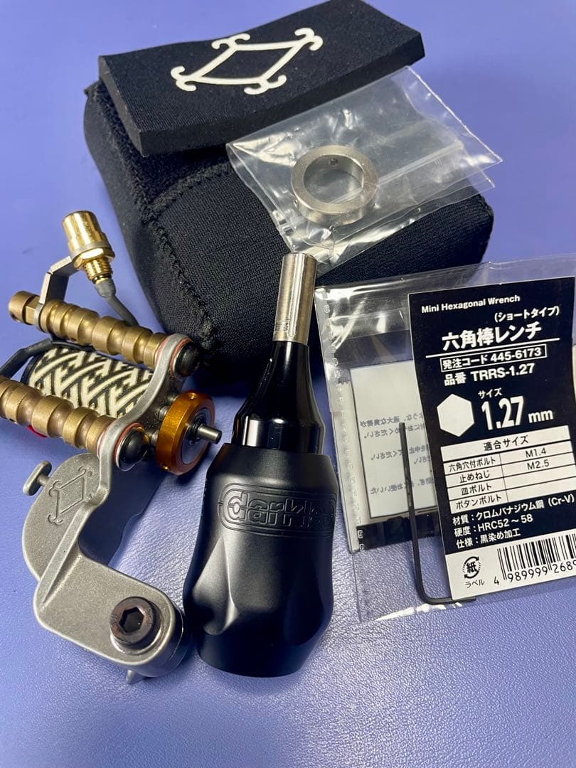 wizardクインケV1アルミCam&DarkLabグリップ　タトゥーマシン