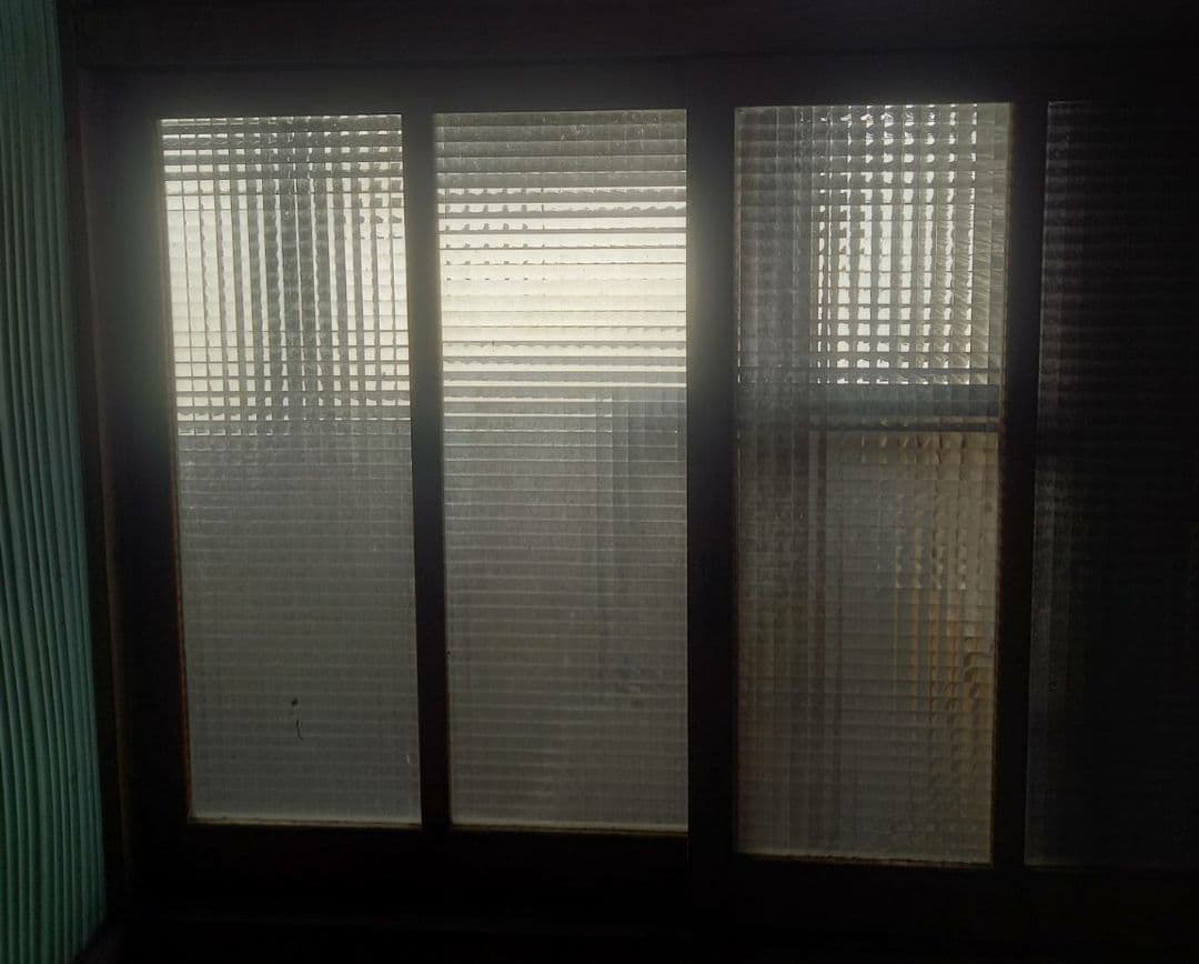 昭和レトロ　ヴィンテージ　建具　木枠　窓枠　アンティーク