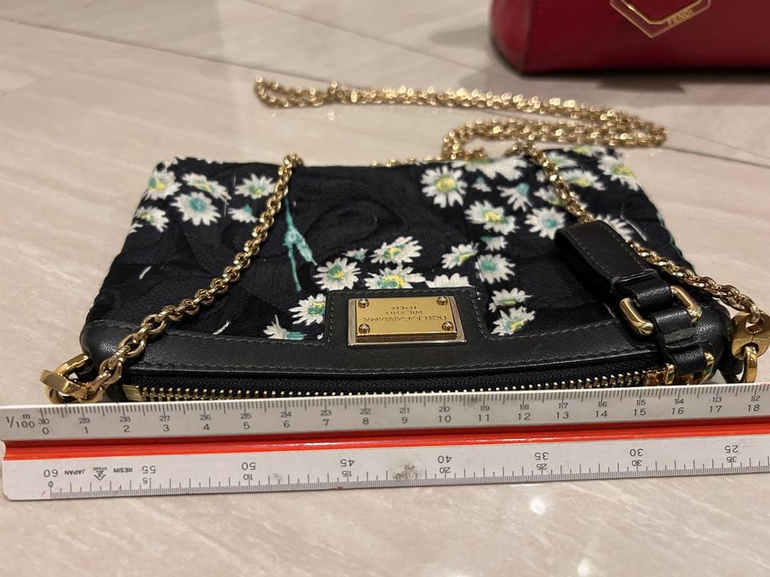 あぴ　FENDI