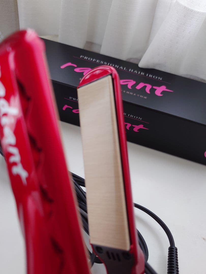 radiant ストレートヘアアイロン 赤　正規品