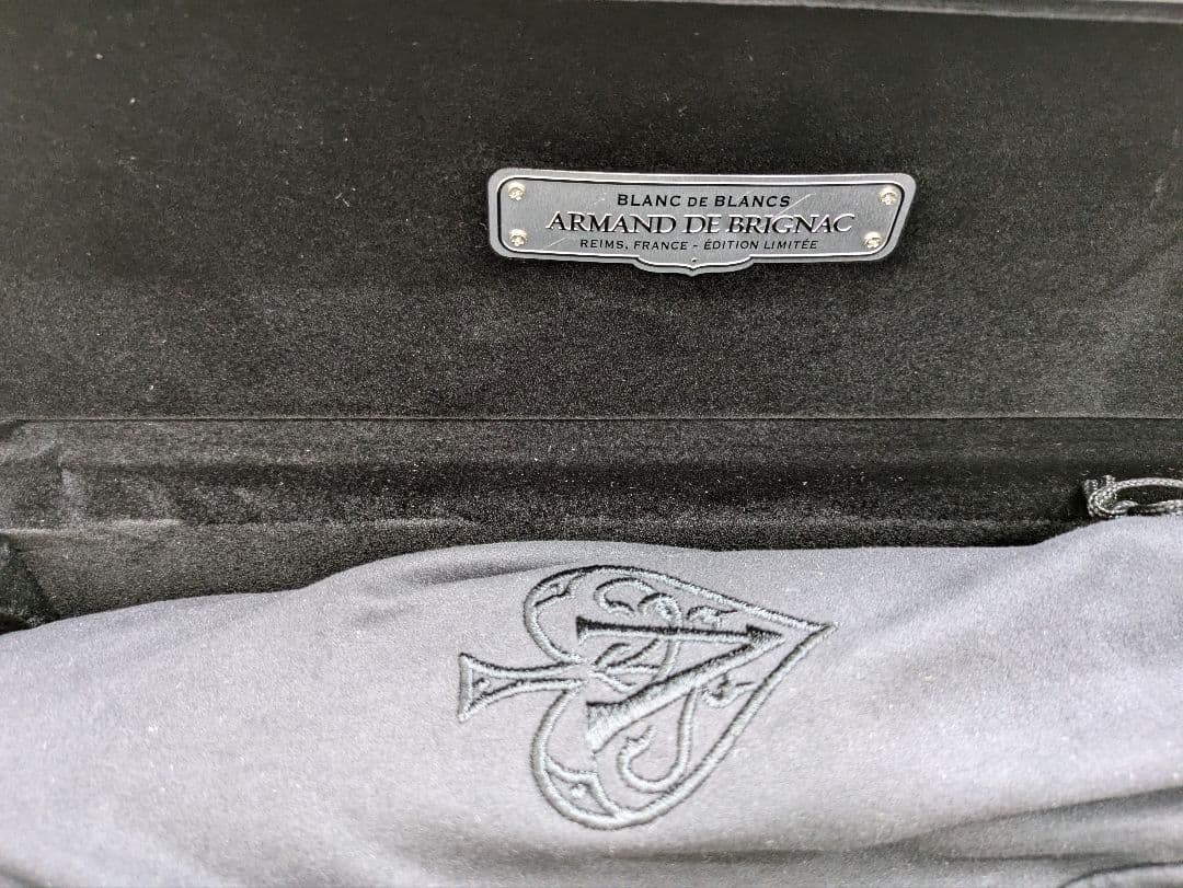 ARMAND DE BRIGNAC アルマン・ド・ブリニャック シャンパン