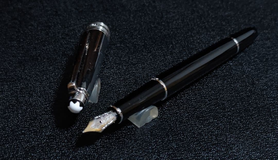 MONTBLANC 万年筆 ソリテール