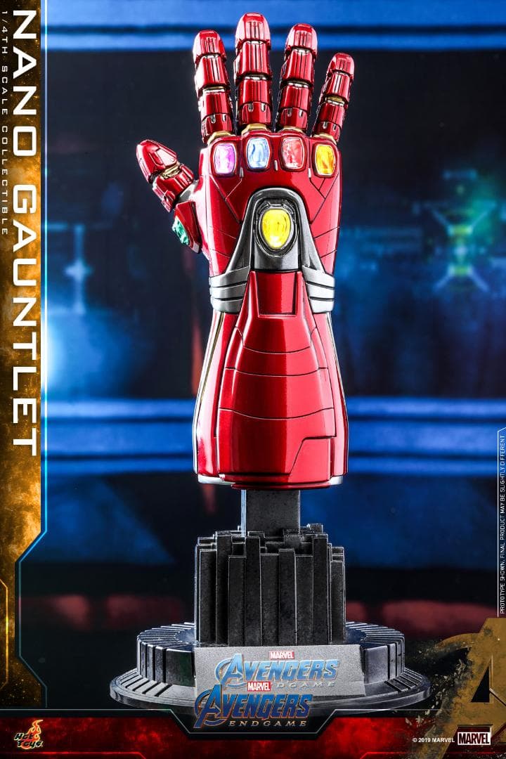 ホットトイズ　1/4スケールレプリカ　ナノ・ガントレット　アベンジャーズ