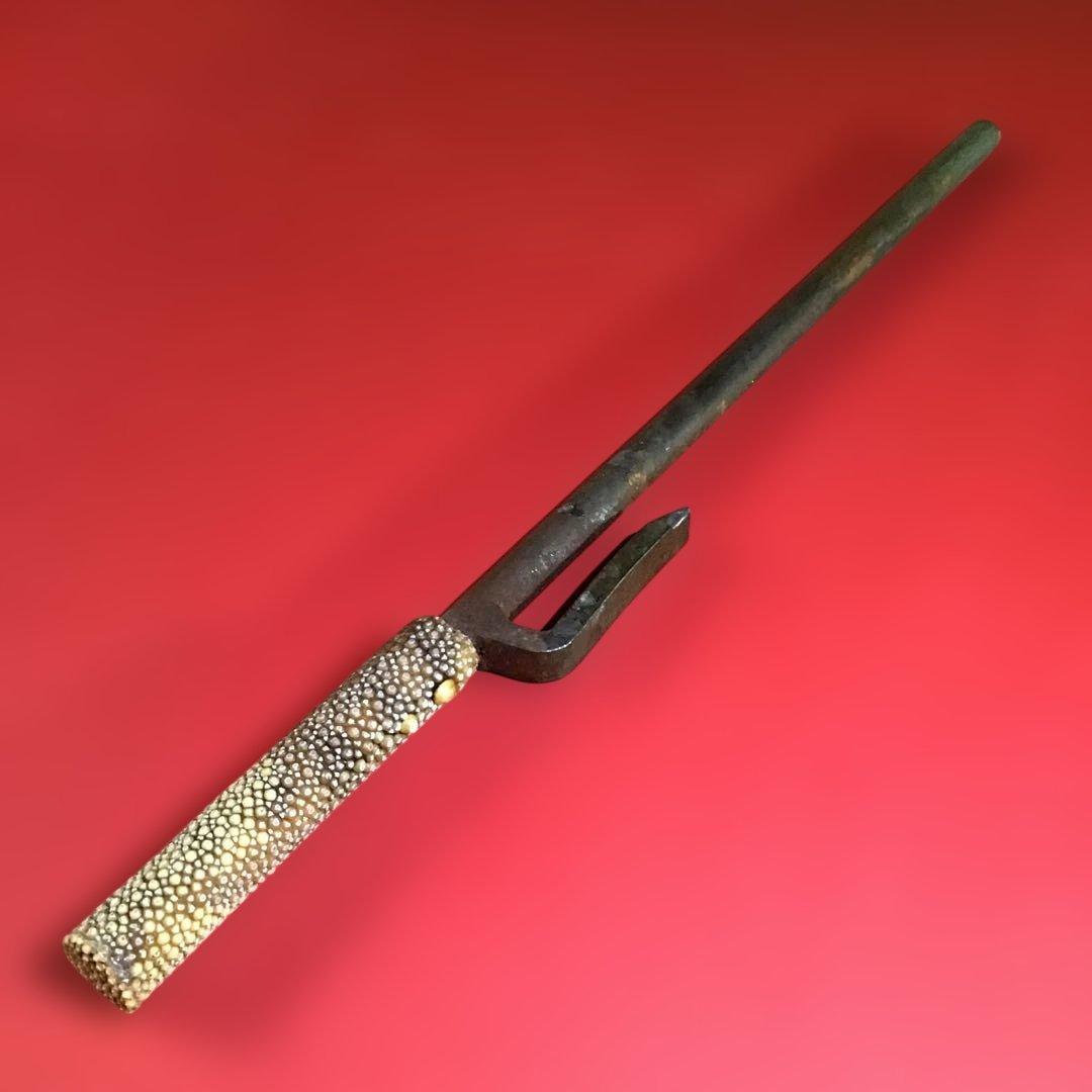 時代物　十手　大粒鮫皮　柄