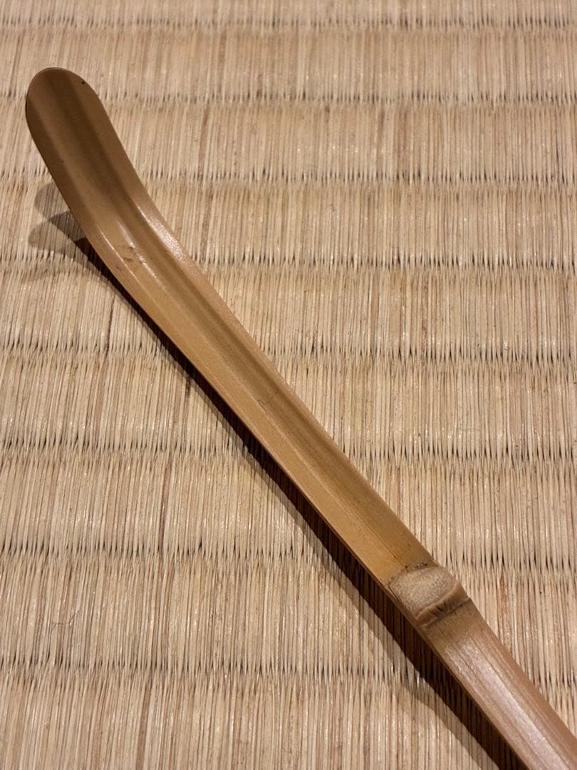 茶道具 茶杓　銘『遠山の雪』 前大徳寺 福本積應 書付　竹斉削り