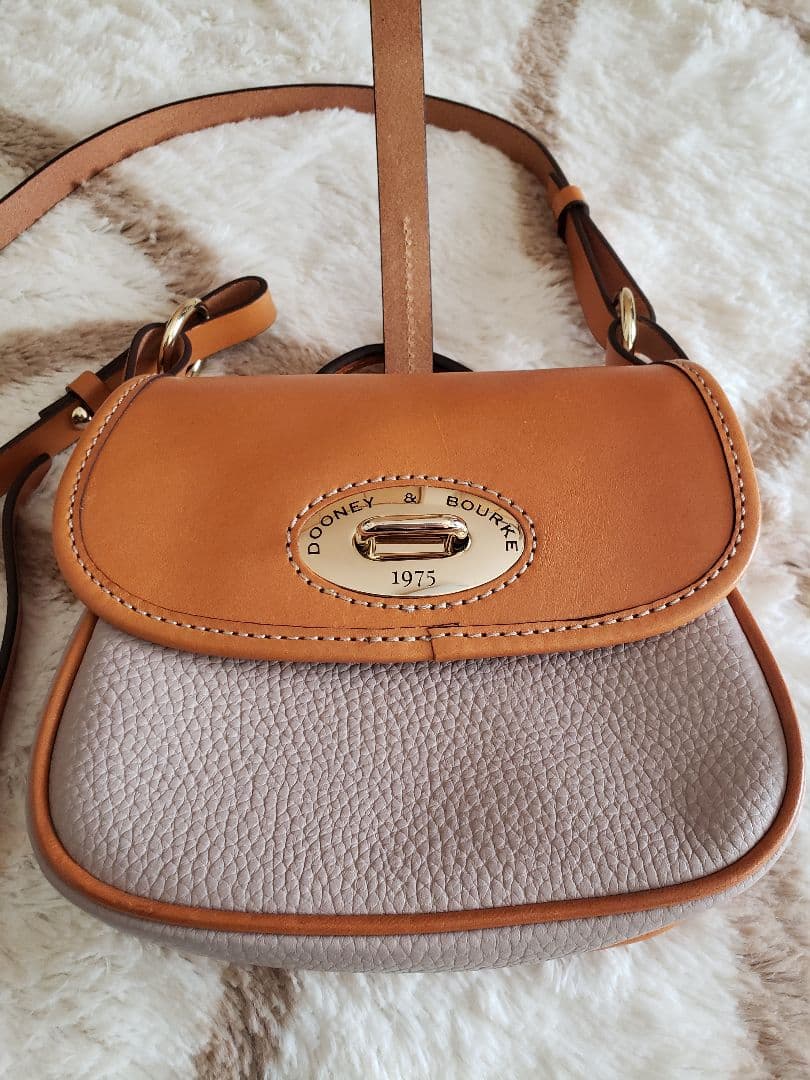 ドゥーニー&バーク ショルダーバッグ グレーパープル