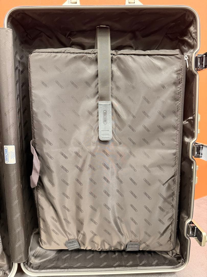 【正規品】RIMOWA リモア TOPAS TITANIUM 82L