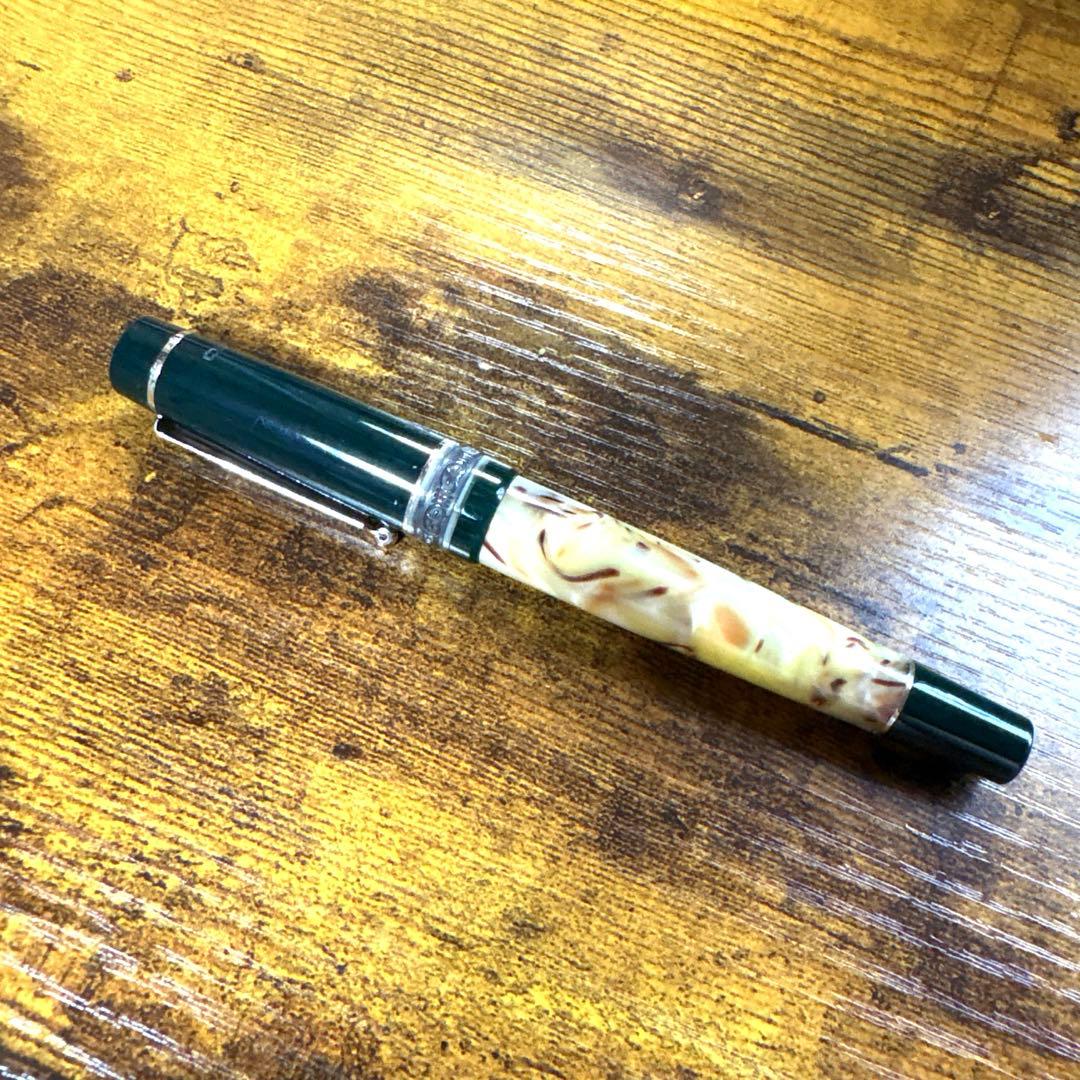 デルタ　万年筆　エテルニタ　スリム　F 50本限定