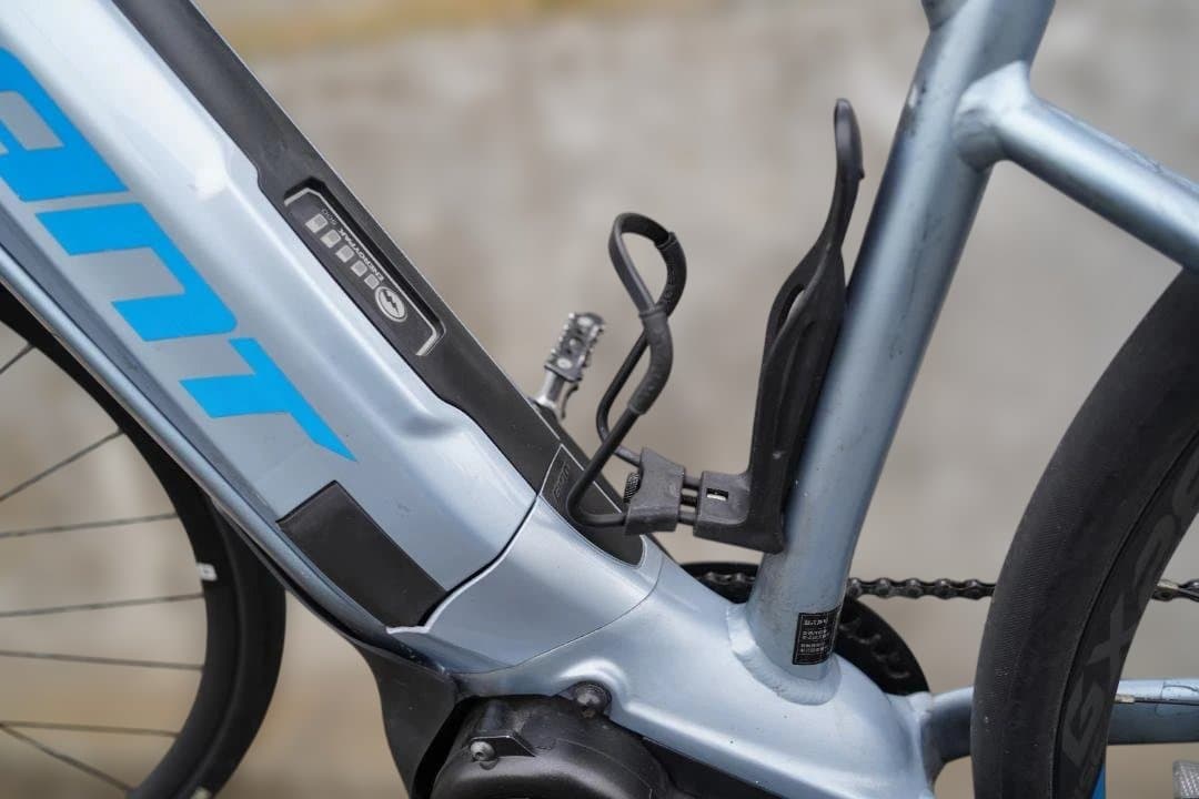 早*る様 300円スタート売切り！ESCAPE RX-E＋ XSサイズ　充電器付