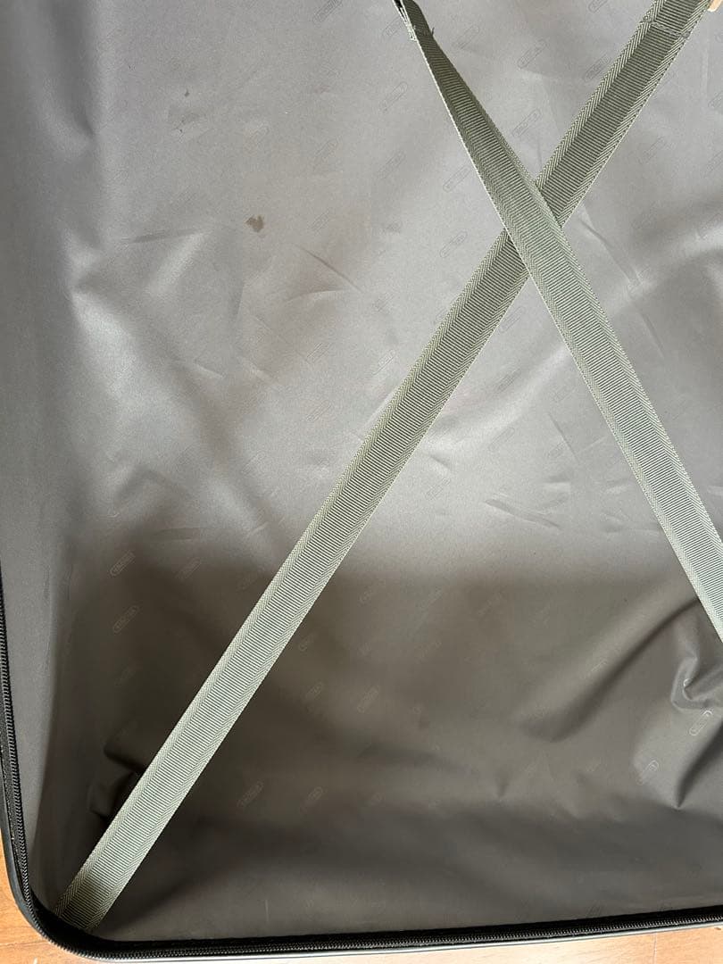 RIMOWA 86L 4輪　TSAロック付　ブラック