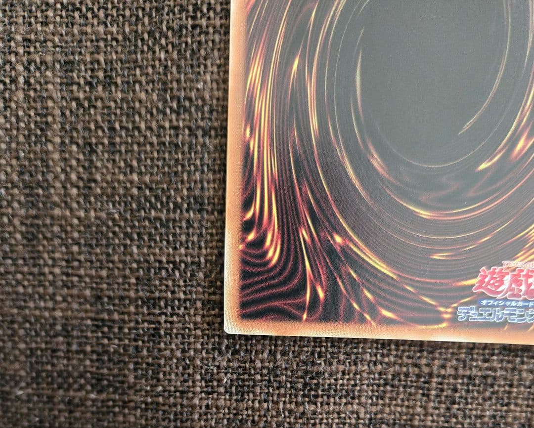 迷宮城の白銀姫 25th　レディオブザラビュリンス　絵違い