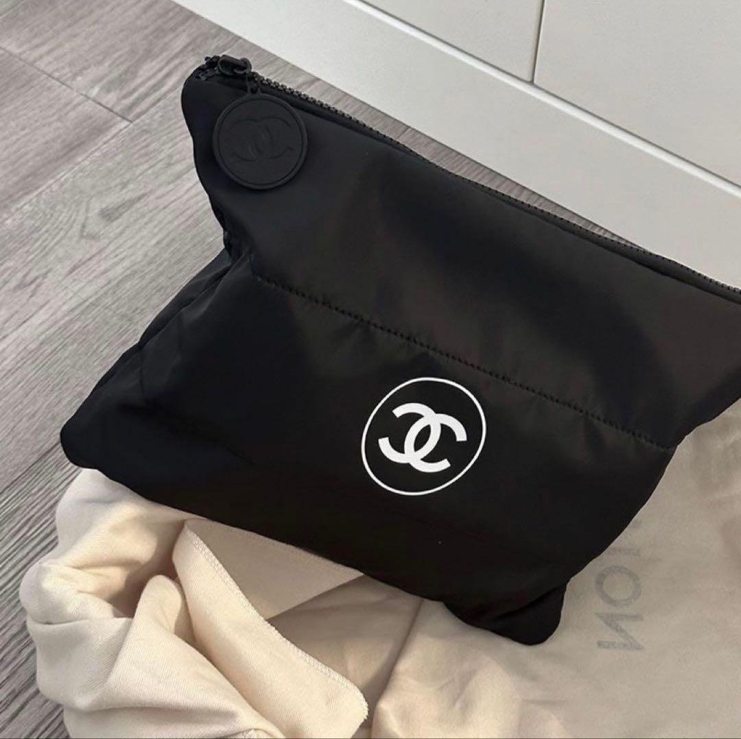 ✨もも✨ミラー2点＆ブラックポーチ