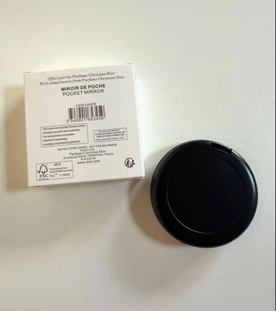 ✨もも✨ミラー2点＆ブラックポーチ