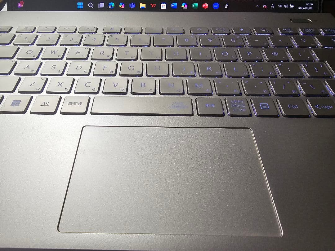 Windowsノート本体 NEC LAVIE NEXTREME Carbon PC-XC760DAG-J