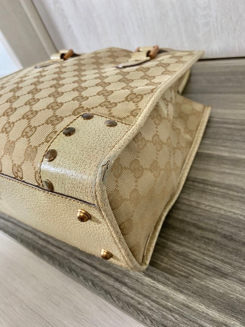 GUCCI ハンドバッグ　GG柄　キャンバス　レザー　ベージュ　スタッズ