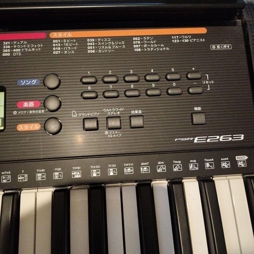 Yamaha　ヤマハ　電子ピアノ　電子キーボード　PSR-E263　ブラック