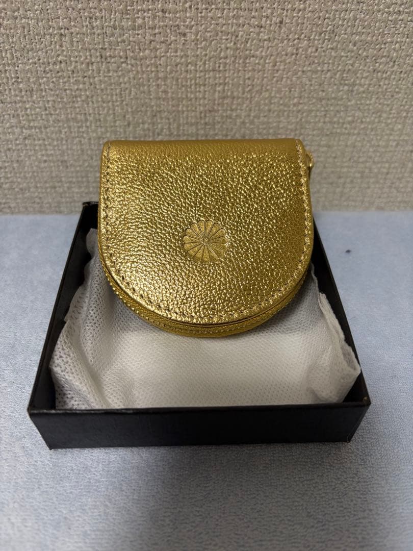 【新品未使用】皇居財布 本革 ケース　金色