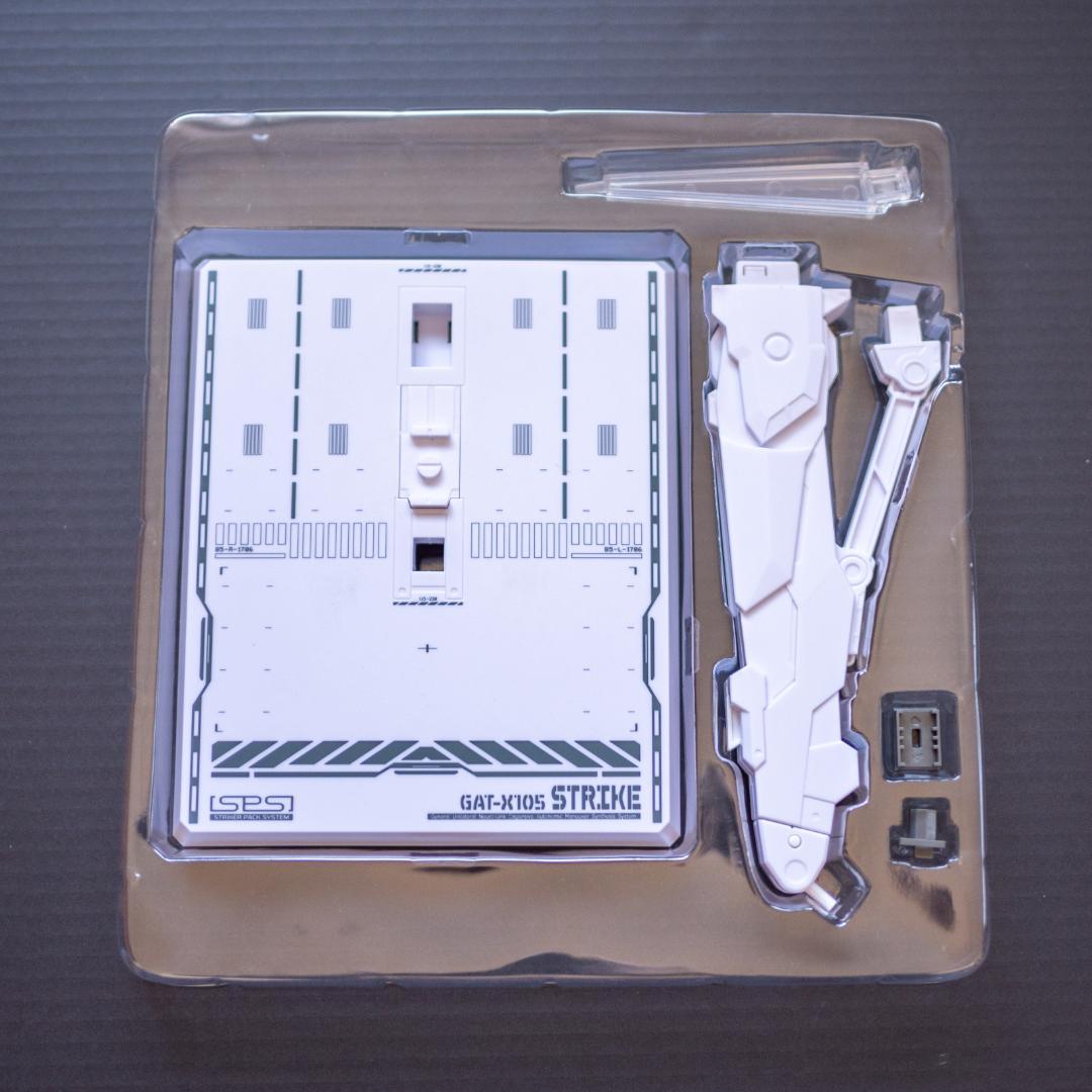 【L BUILD】ストライクガンダム&エールストライカー メタルビルド