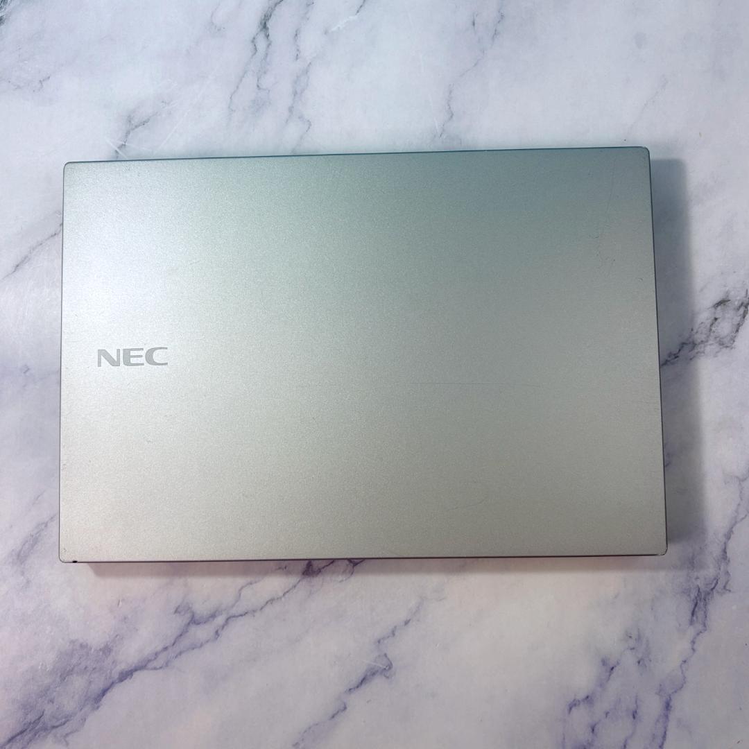 コンパクトサイズ★MSオフィス・Corei5・8GB・SSD・ノートパソコン