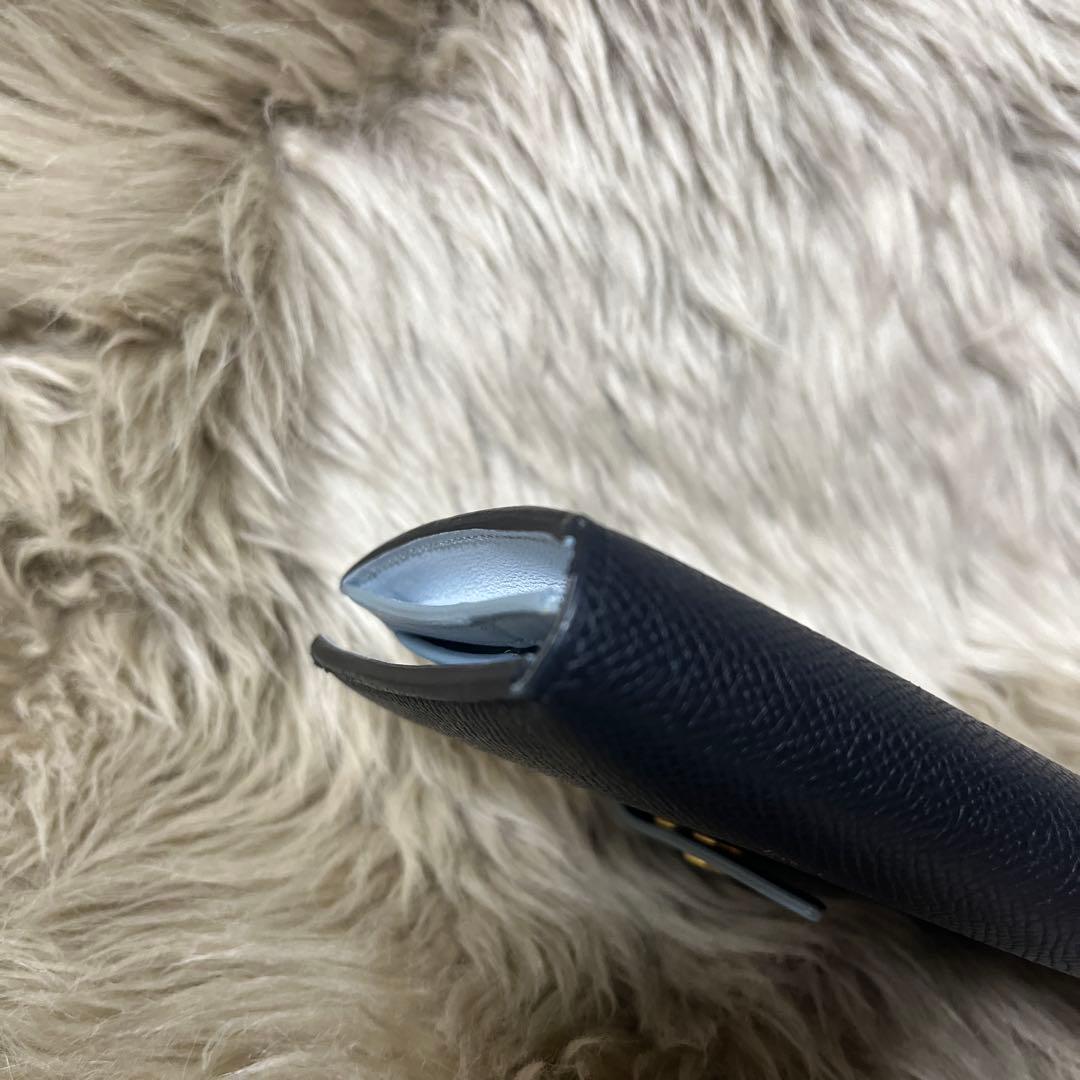 【CELINE】ストラップ ミディアム マルチファンクション 二つ折り 財布