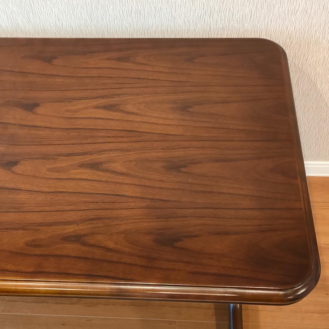 〈美品〉カリモク　コロニアル　ダイニングテーブル　天然木　ろくろ
