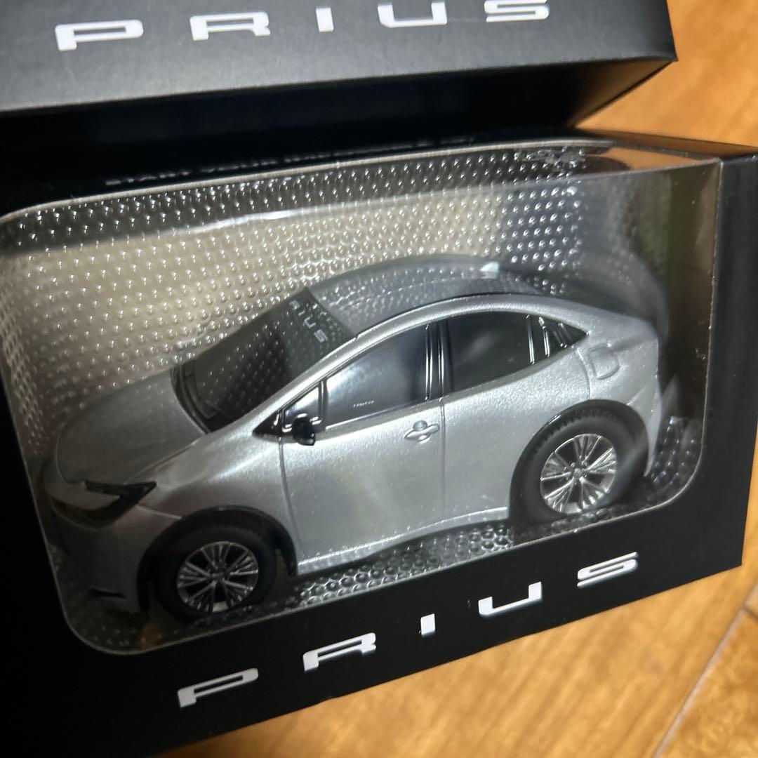 トヨタ　プリウス　ミニカー プルバック　８台