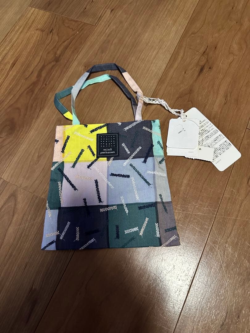 ミナペルホネン　ミニバッグ