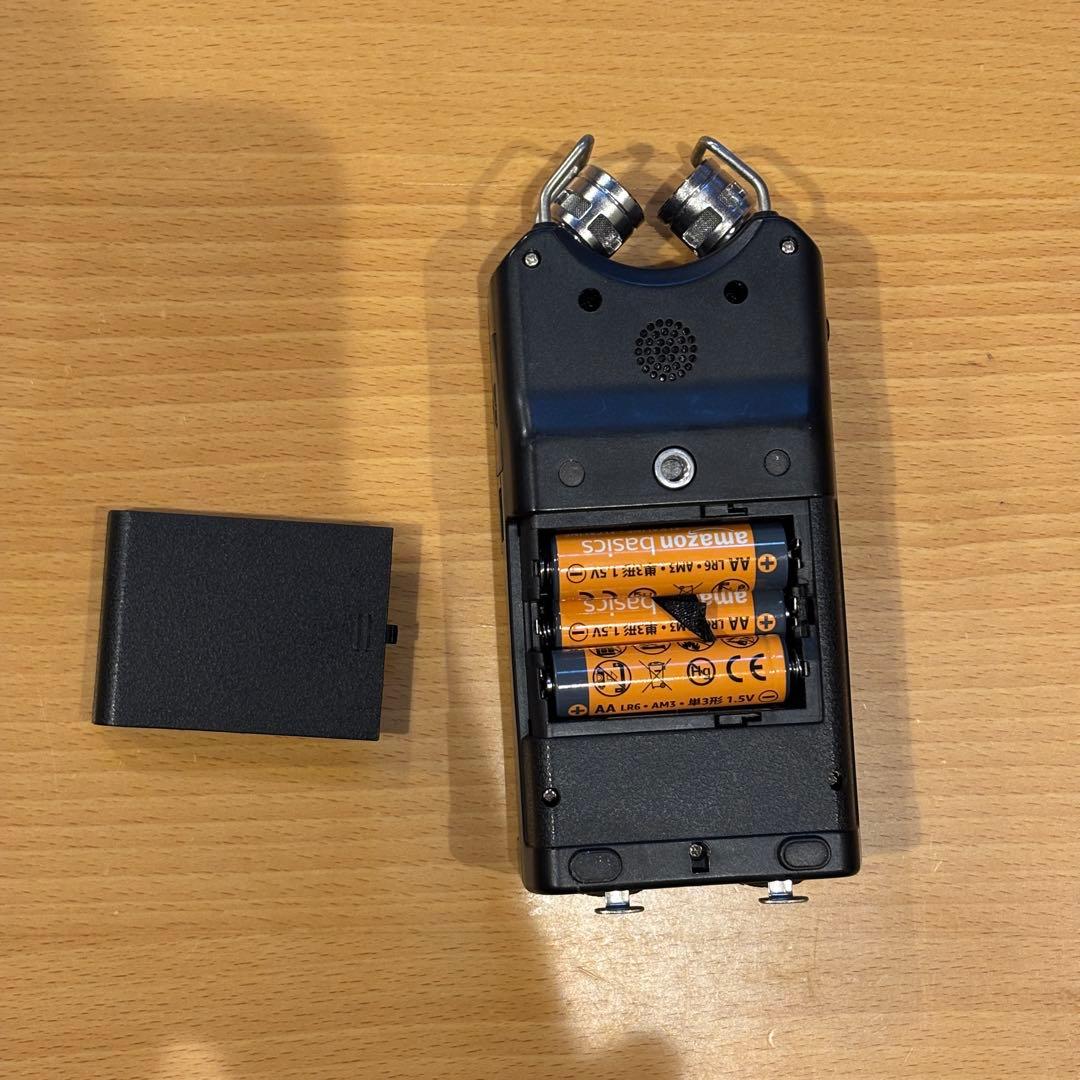 TASCAM DR-40 リニアPCMレコーダー