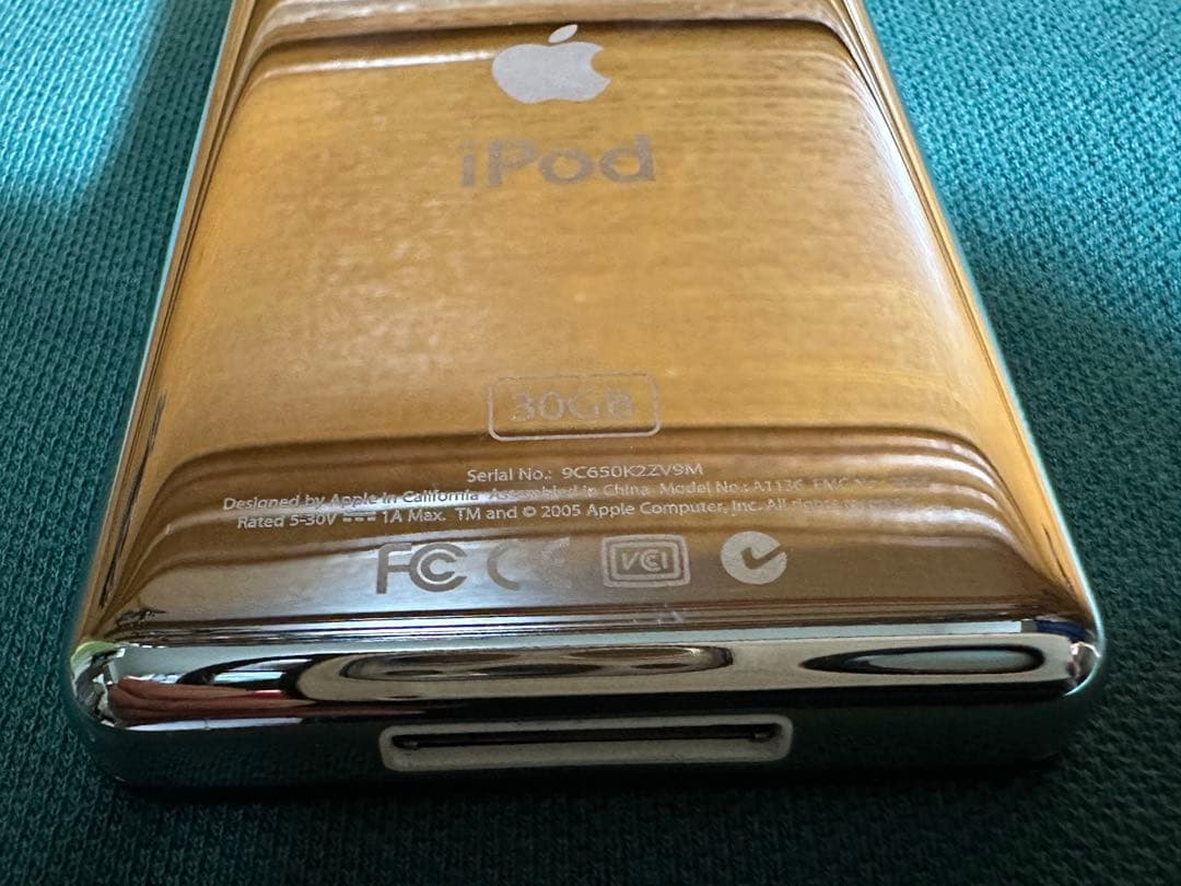 きれいなiPod Classic 5.5世代 MA446 30GB新品バッテリー