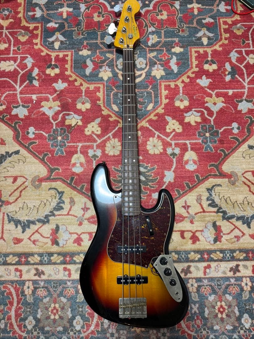ベース !super junk! Squier Fender jazz bass