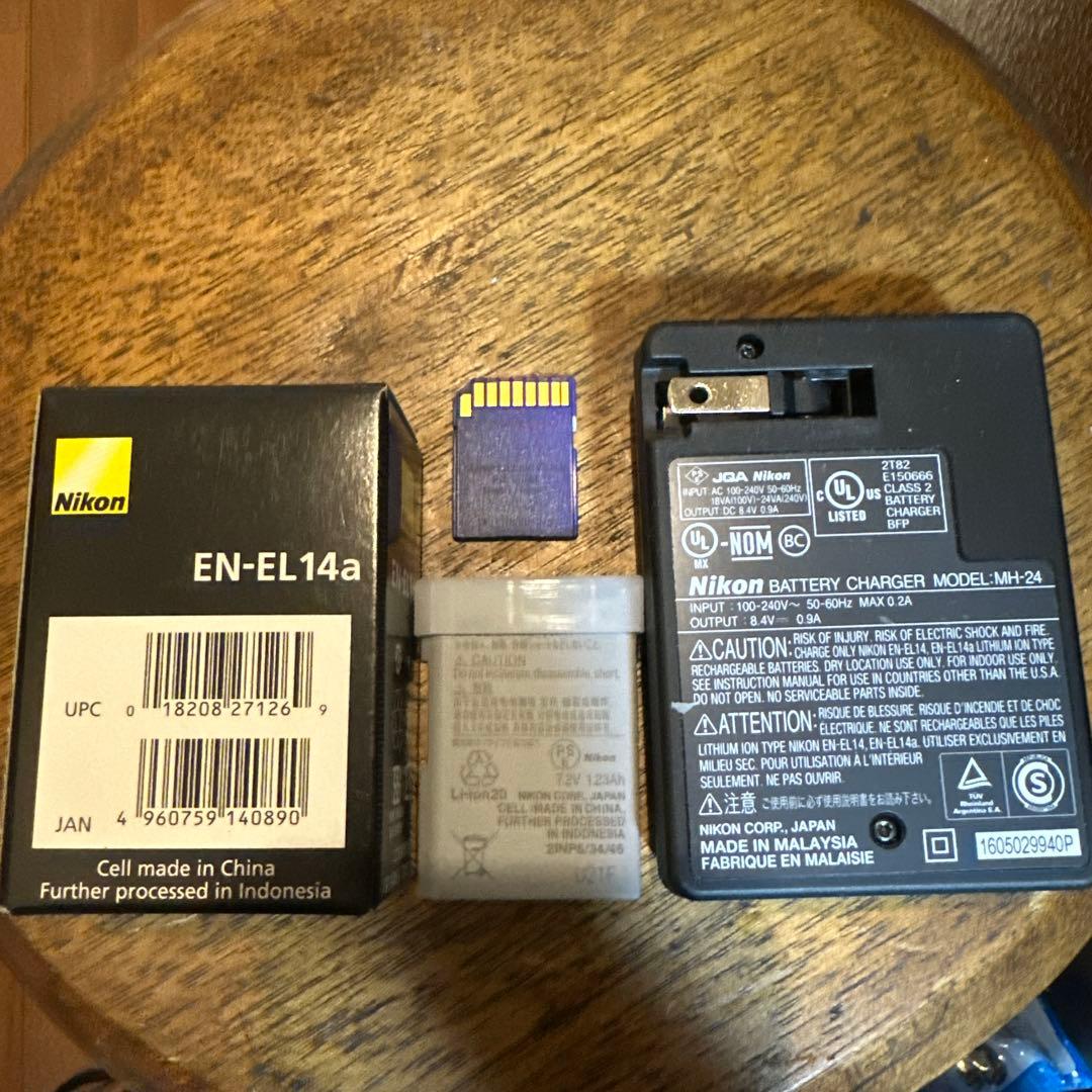 Nikon D5500 ダブルレンズキット 箱無し≪S数1回≫