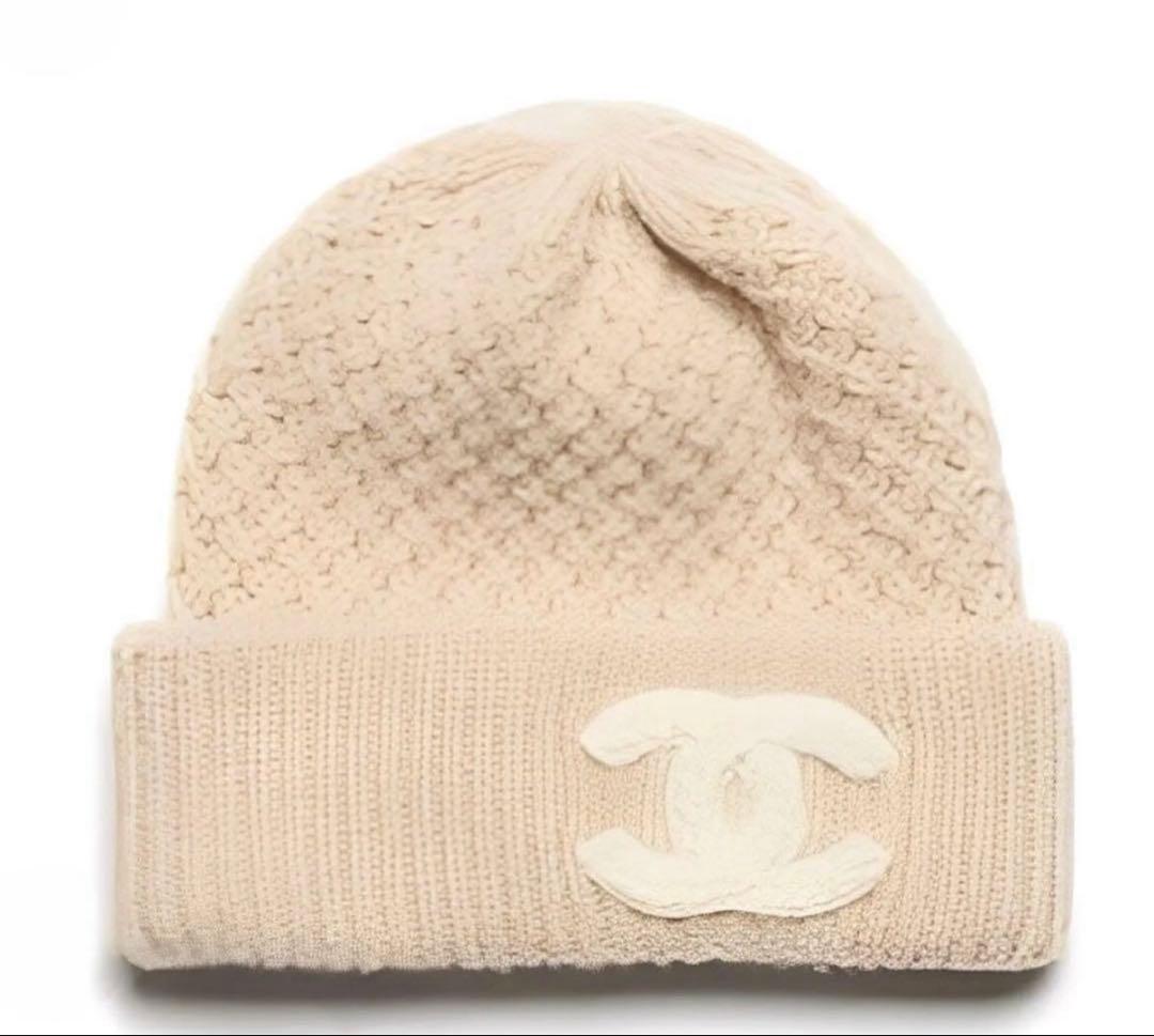 CHANEL 2025新作ニット帽CCロゴ