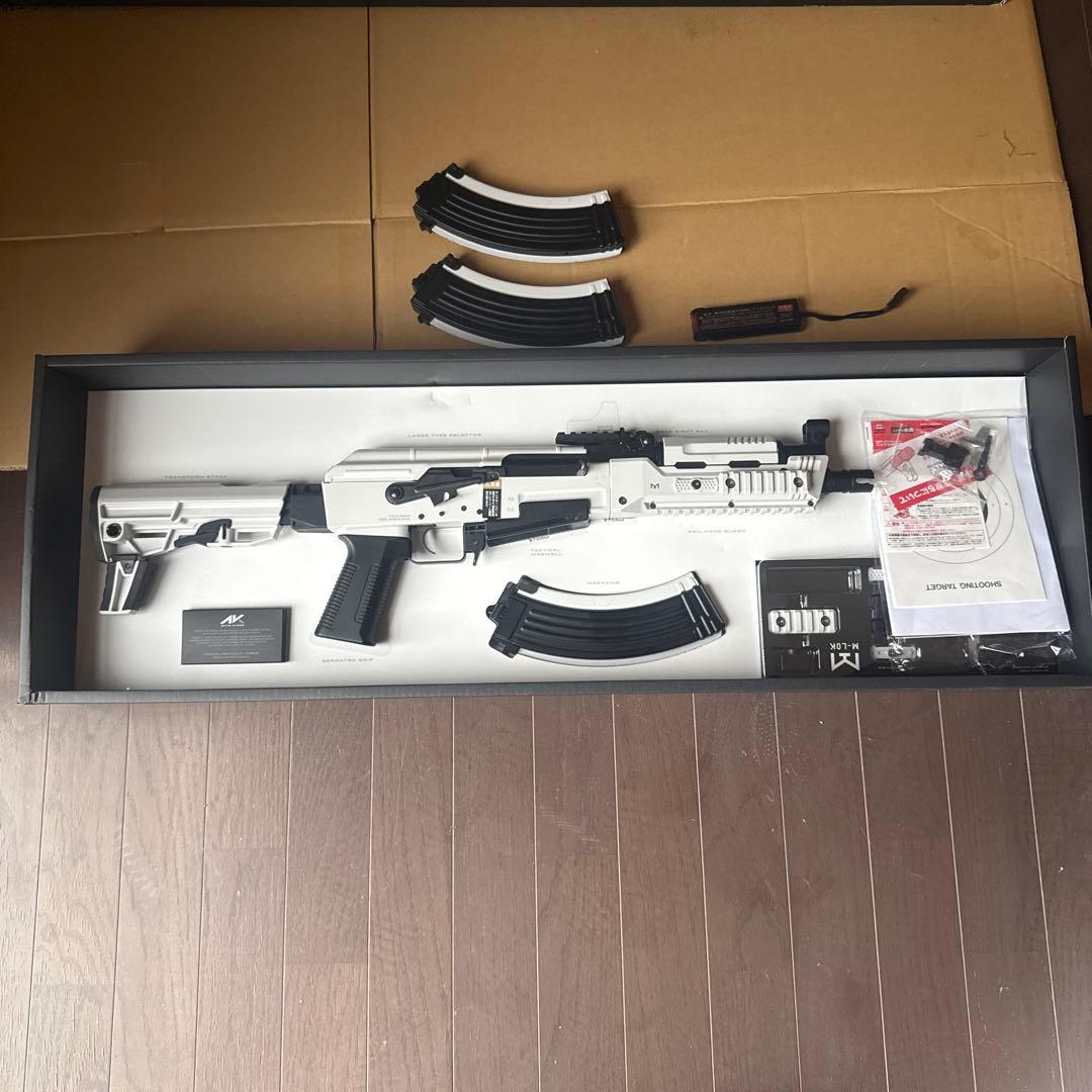 東京マルイ　ホワイトストームAK 次世代電動ガン