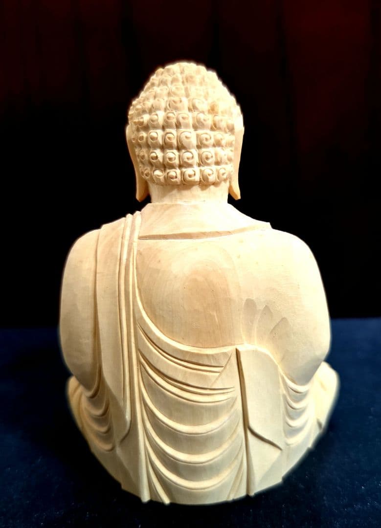 仏像　釈迦如来座像　木彫　柘植　2.5寸
