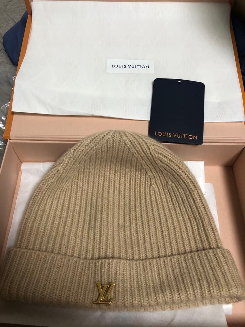 ❗️毎日〜1000円値下げ❗️ヴィトン LV スパーク ニット帽 カシミア ベージュ