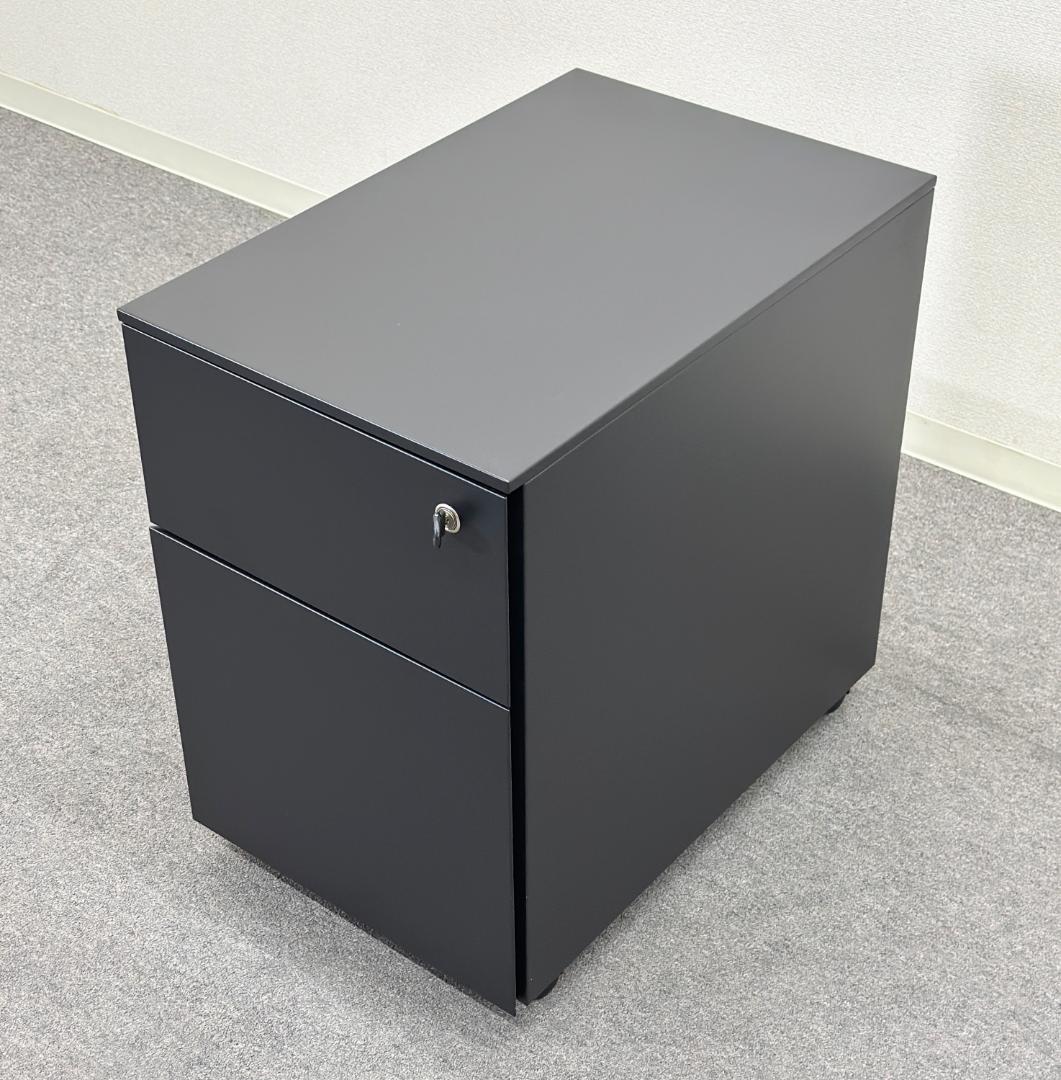 カッシーナイクスシー■AFドロアー　鍵付き　黒　デスクワゴン　袖机　オフィス