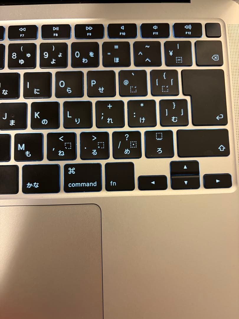 Apple MacBook 本体 充電器付き