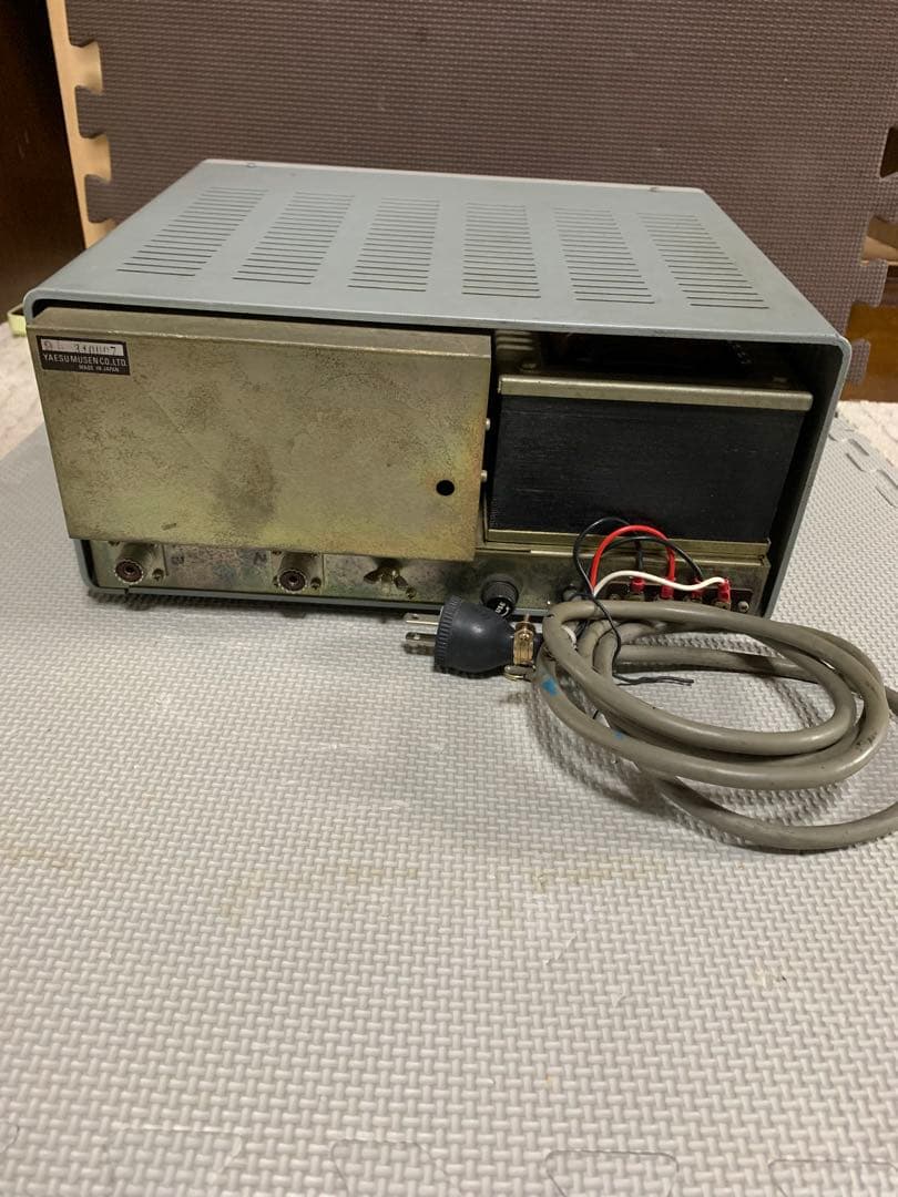 八重洲無線のHF帯リニアアンプ「YAESU FL-2100B」