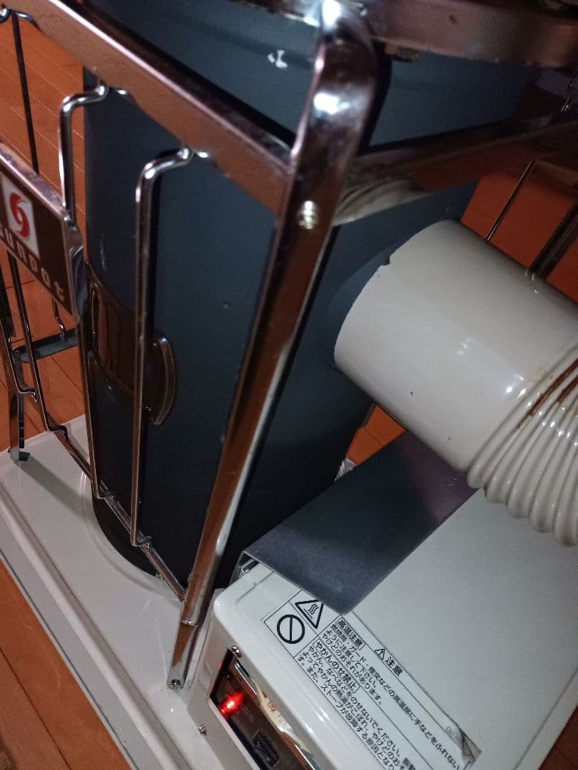 半密閉式石油暖房機 23年式 サンポット 引取限定 室内使用 丸形ストーブ 灯油